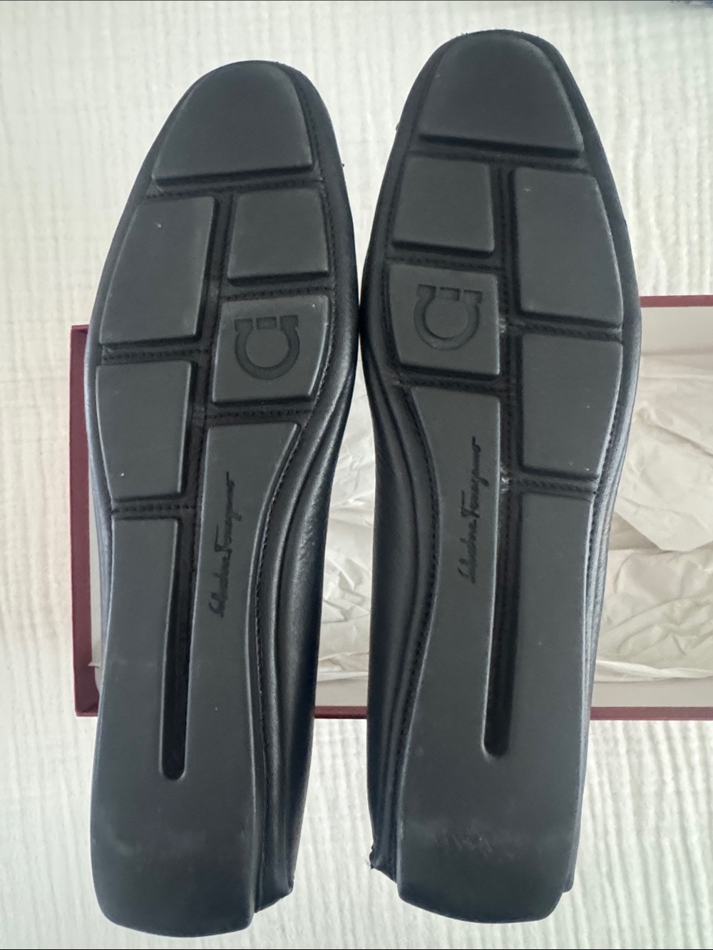 Salvatore Ferragamo Calandria Black Leather Buckle Ballet Flats. Like new. - Picture 4 of 5